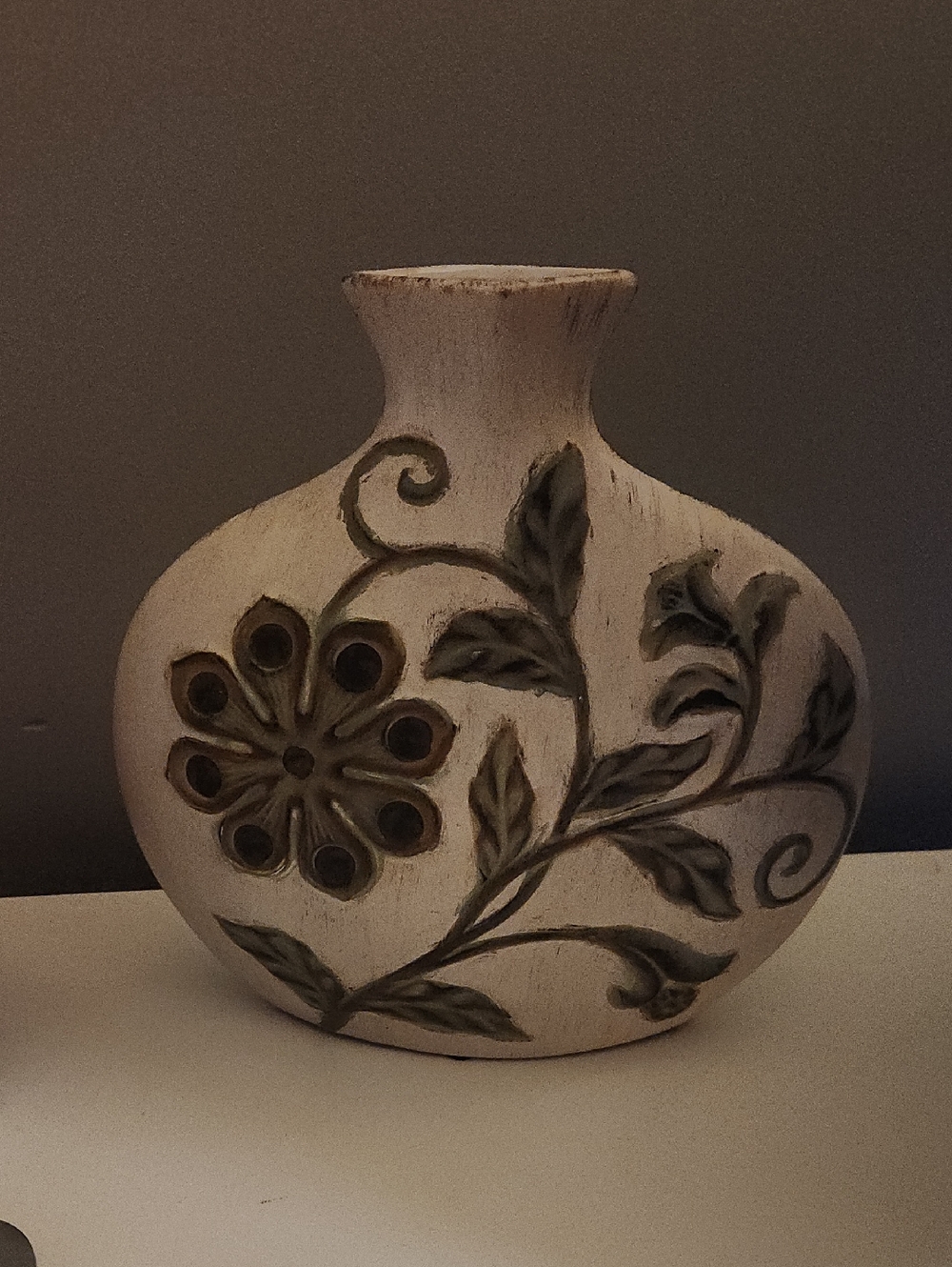 Floral Patteren Ceramic Vaser
